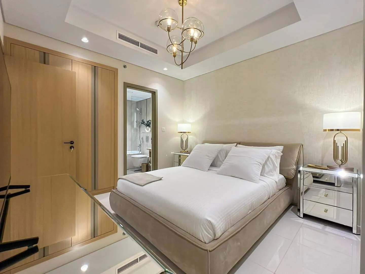 Keyrock Living - Burj Khalifa View Retreat With Pool Διαμέρισμα Ντουμπάι Ηνωμένα Αραβικά Εμιράτα